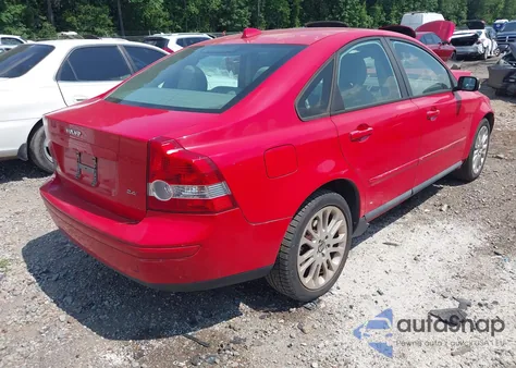 2006 Volvo S40 2.4I from USA, damaged, VIN YV1MS382262186795